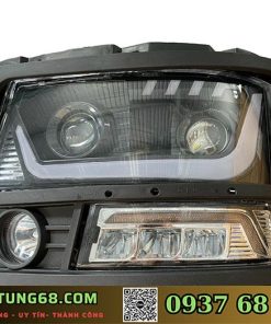 Mặt trước đèn pha led shacman